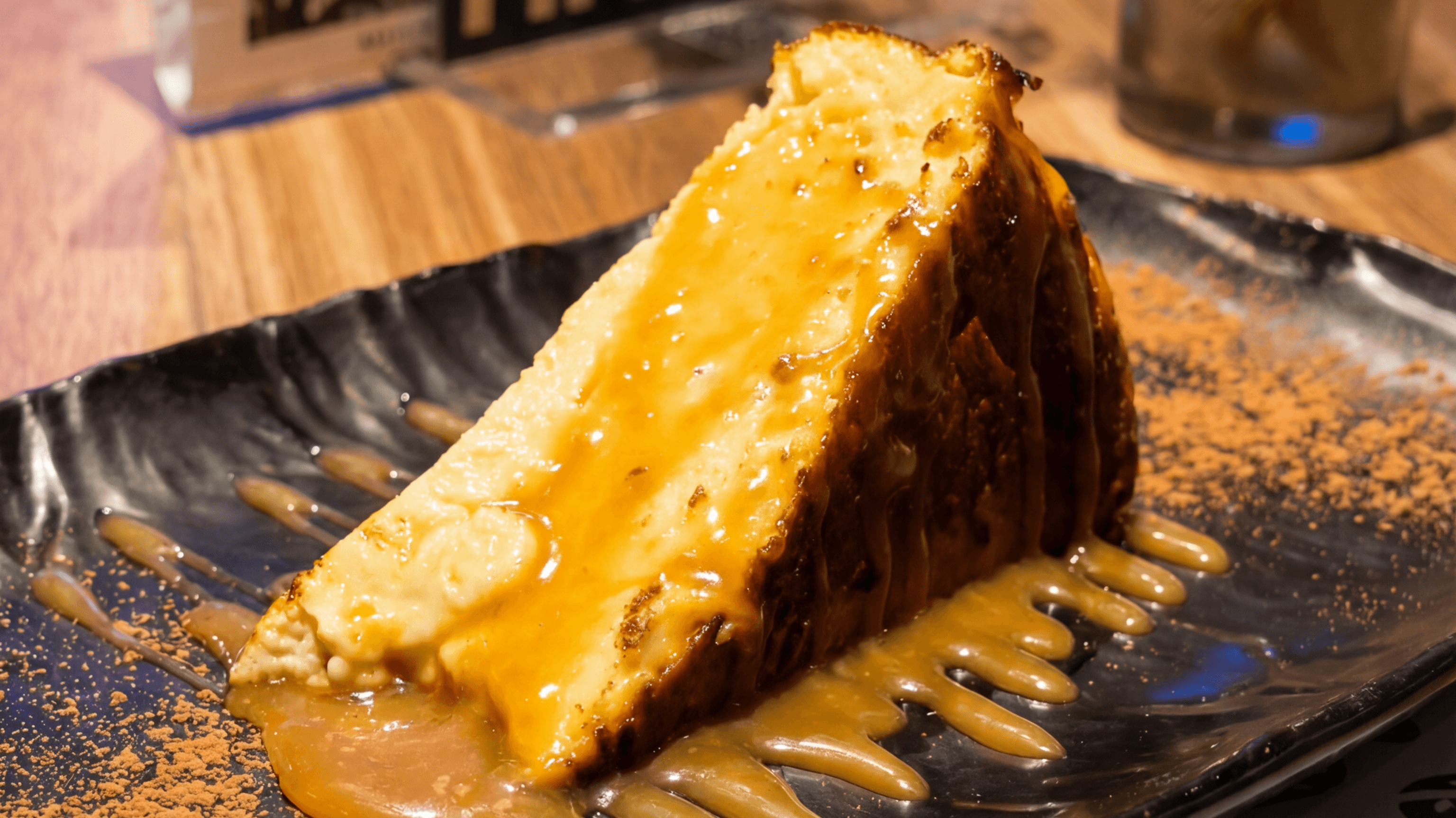 Сан Себастиан с банани и солен карамел